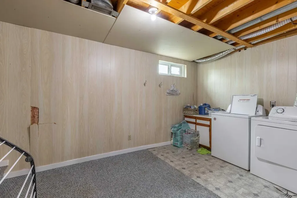 55 Lemoyne Crescent W Lethbridge AB T1K 4J7