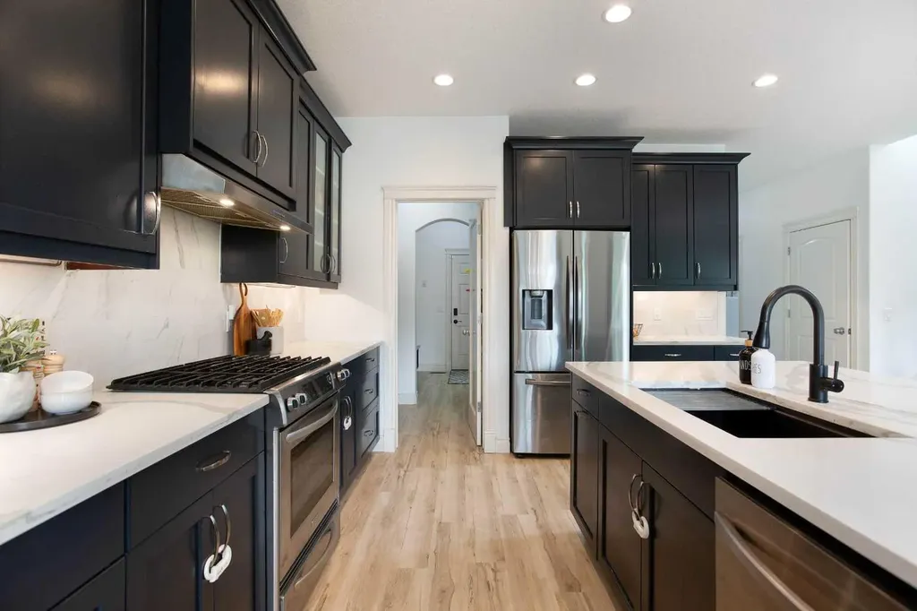 1153 Kingston Crescent SE Airdrie AB T4B 0G1