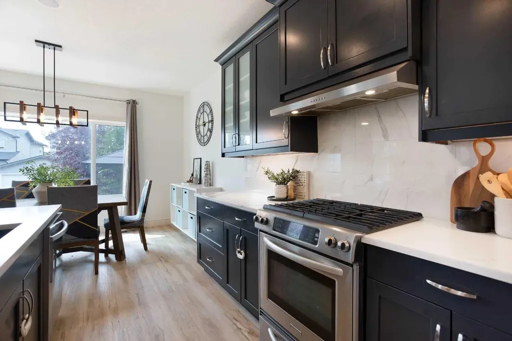 1153 Kingston Crescent SE Airdrie AB T4B 0G1