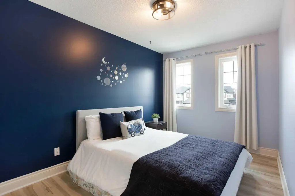 1153 Kingston Crescent SE Airdrie AB T4B 0G1
