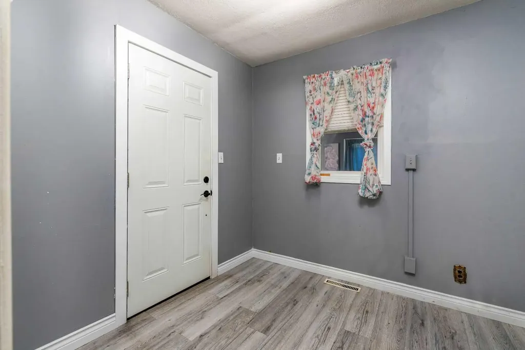 5101 55 Street Lloydminster AB T9V 0S8