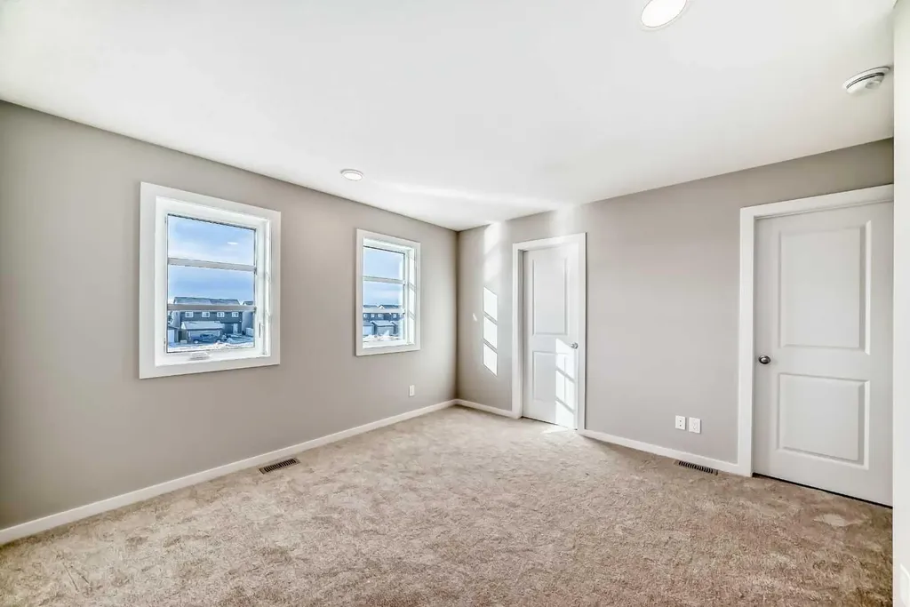 672 Lewisburg Place NE Calgary AB T3P 3A1