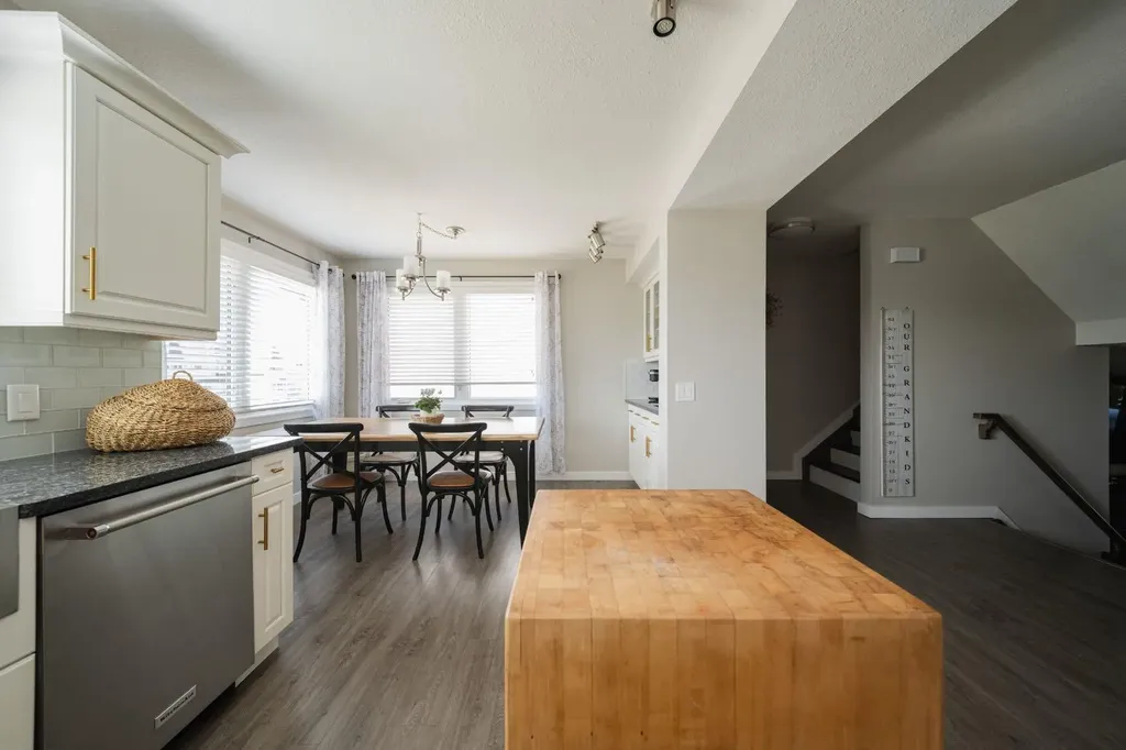 108 Williscroft Place Fort Mcmurray AB T9H 4P7