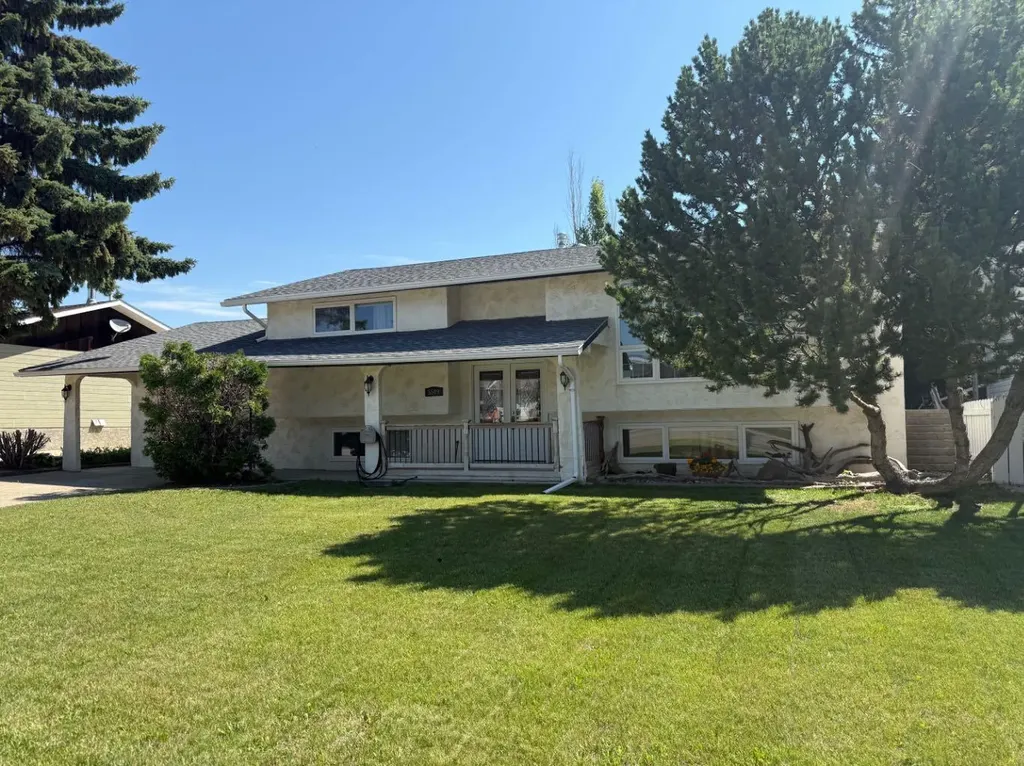 5509 45 Street Provost AB T0B 3S0
