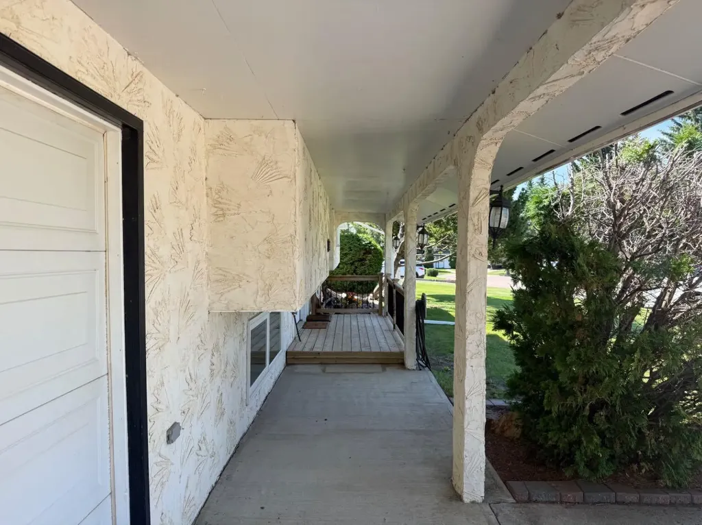 5509 45 Street Provost AB T0B 3S0