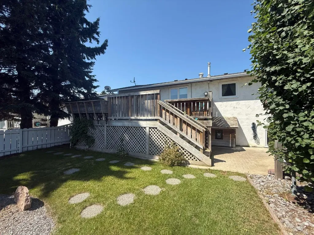 5509 45 Street Provost AB T0B 3S0