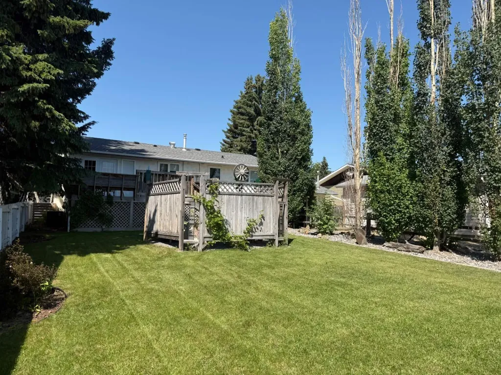 5509 45 Street Provost AB T0B 3S0