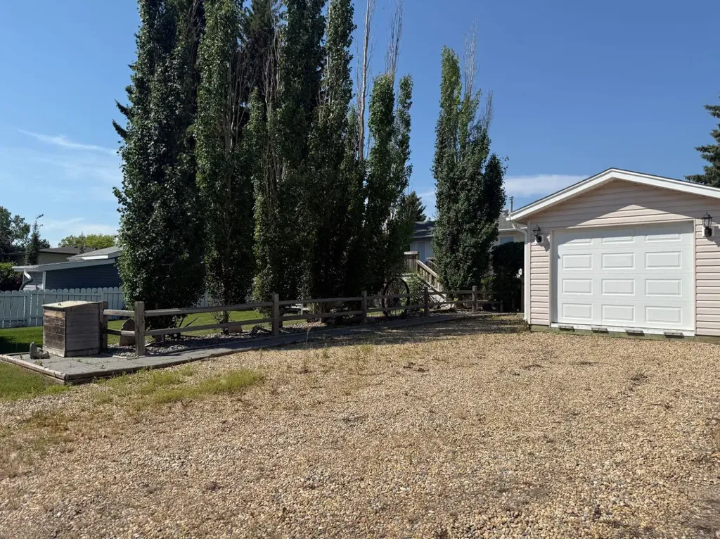 5509 45 Street Provost AB T0B 3S0