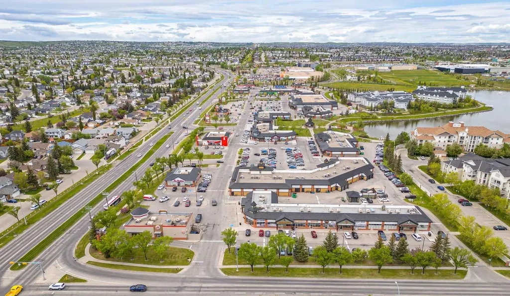 51 Covehaven Mews NE Calgary AB T3K 0E2