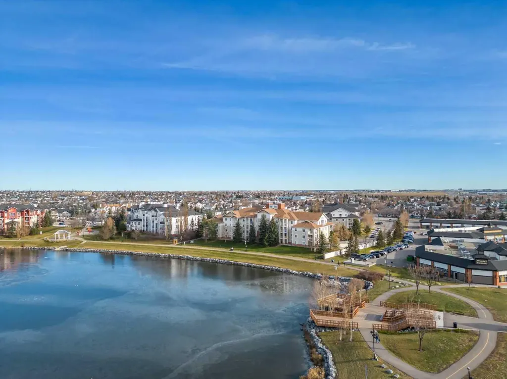 51 Covehaven Mews NE Calgary AB T3K 0E2
