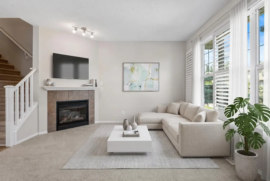 51 Covehaven Mews NE Calgary AB T3K 0E2