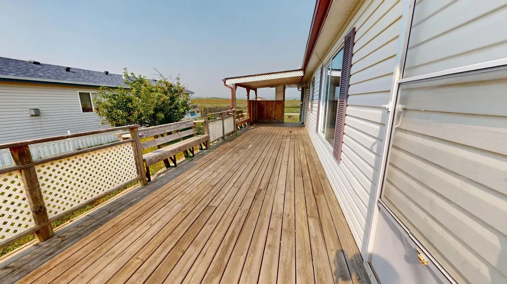 1905 29 Avenue Nanton AB T0L1R0