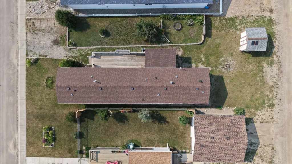 1905 29 Avenue Nanton AB T0L1R0