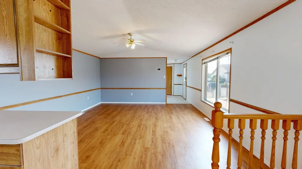 1905 29 Avenue Nanton AB T0L1R0