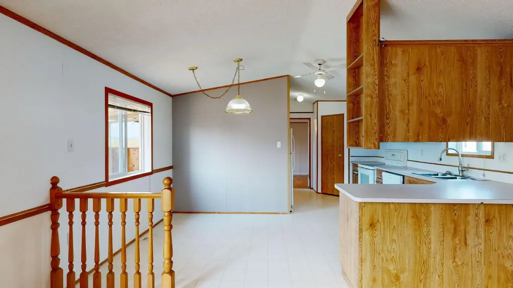 1905 29 Avenue Nanton AB T0L1R0