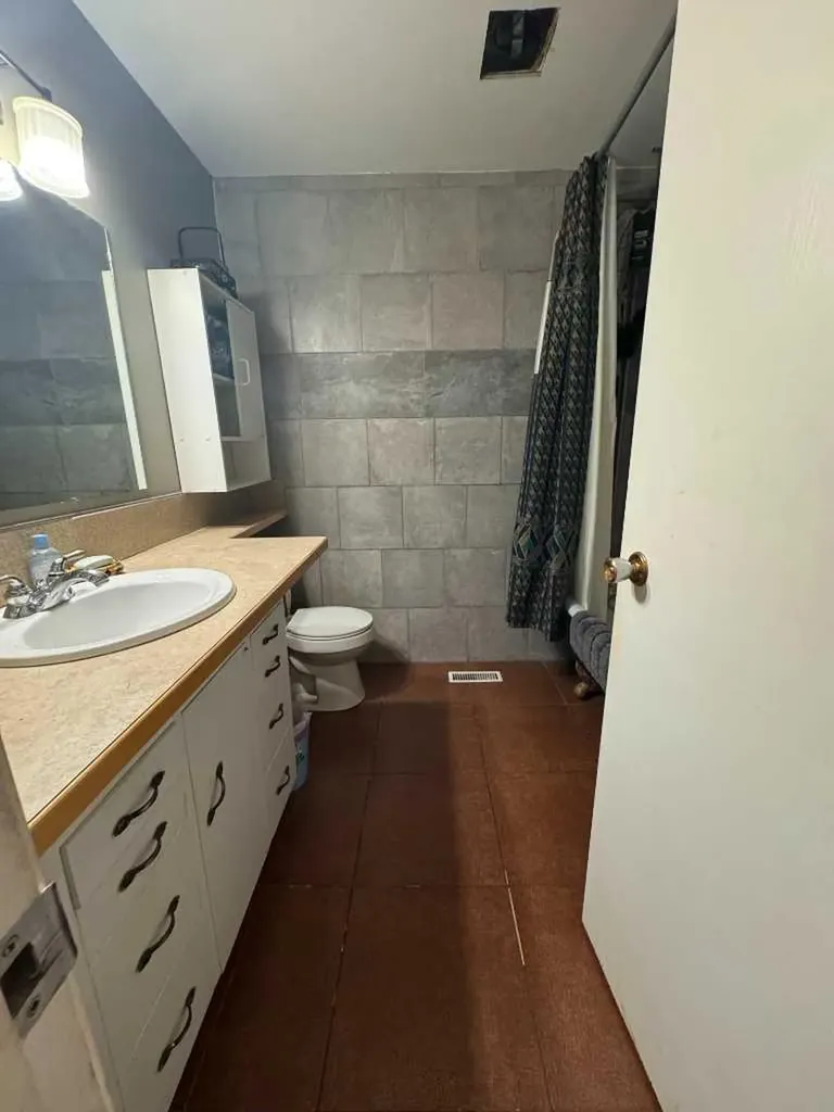 47 Patterson Crescent Red Deer AB T4P 1J4