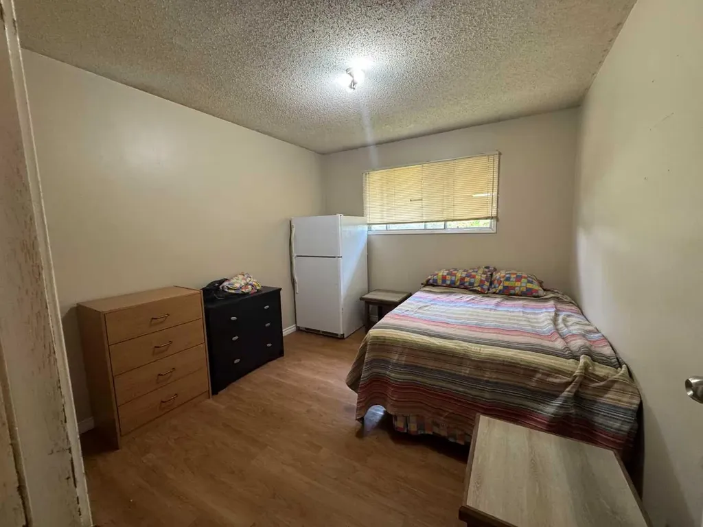 47 Patterson Crescent Red Deer AB T4P 1J4