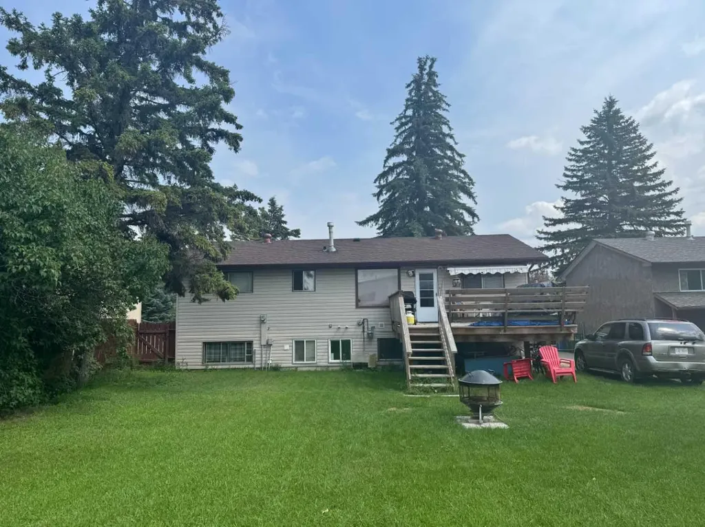47 Patterson Crescent Red Deer AB T4P 1J4