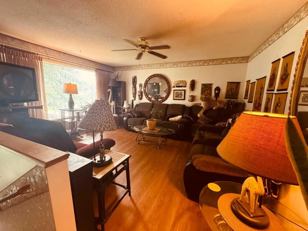 47 Patterson Crescent Red Deer AB T4P 1J4