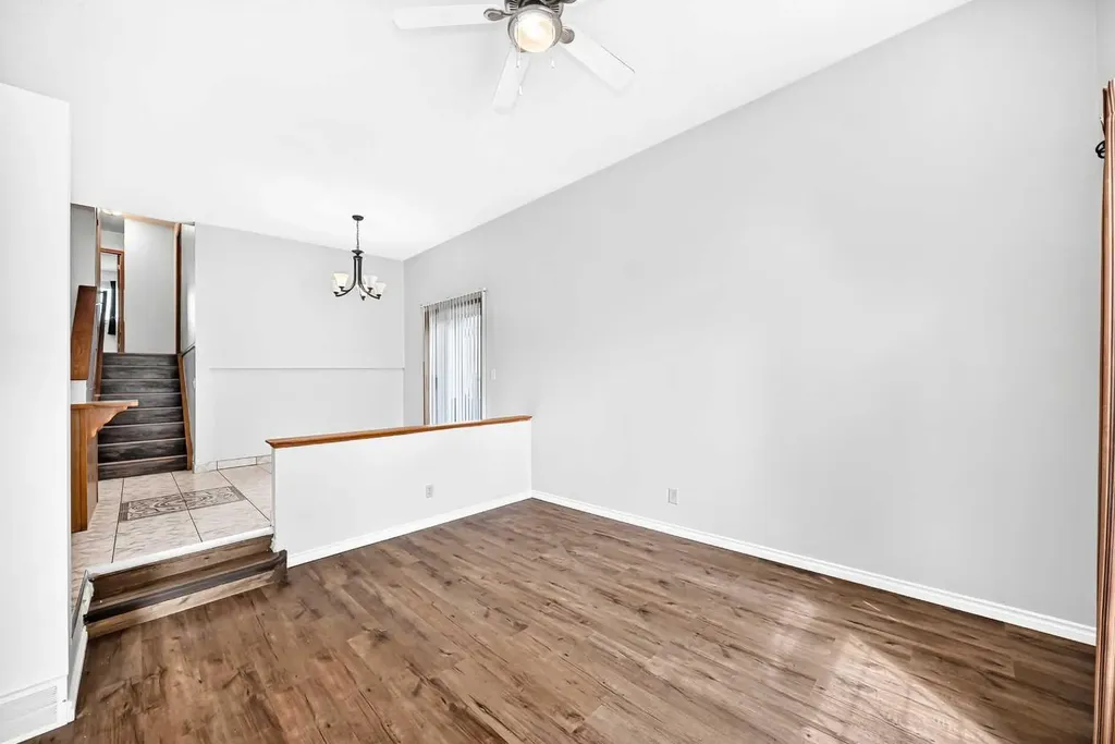 6934 Laguna Way NE Calgary AB T1Y 6W2