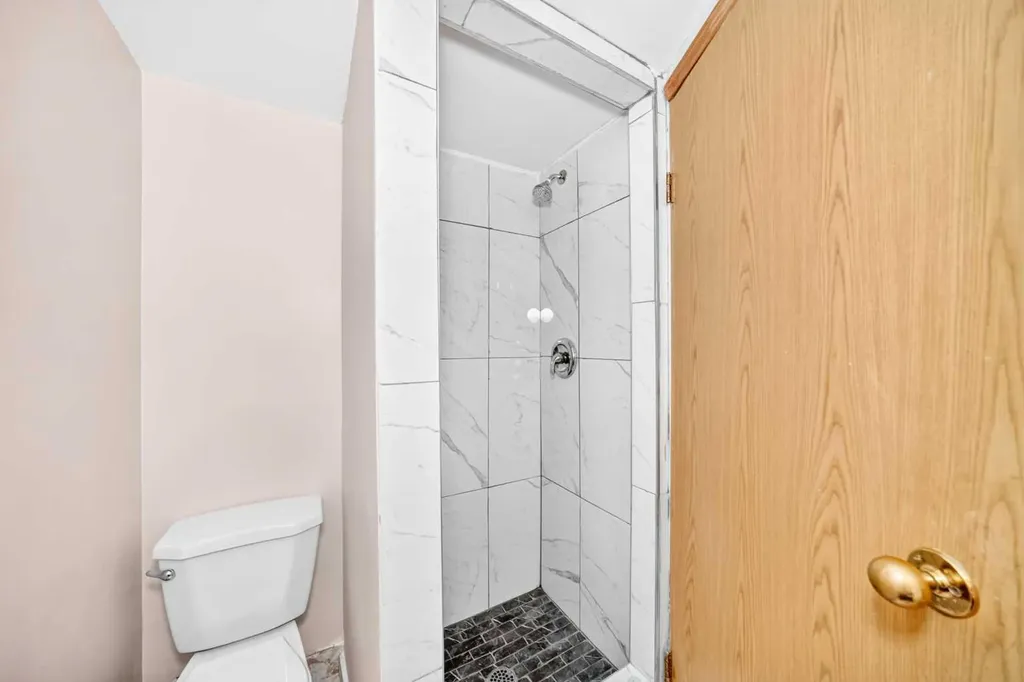 6934 Laguna Way NE Calgary AB T1Y 6W2