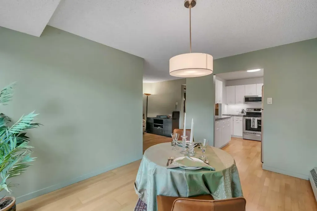 1731 9a Street SW Calgary AB T2T 3E7