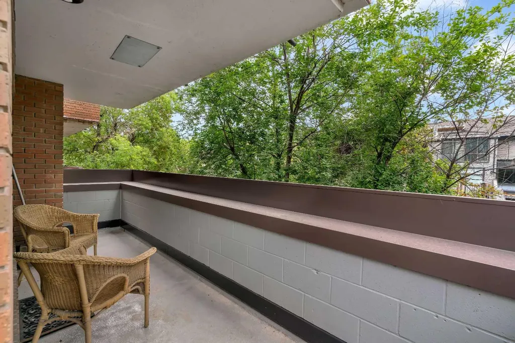 1731 9a Street SW Calgary AB T2T 3E7