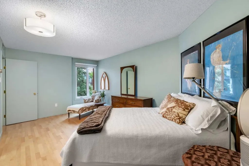 1731 9a Street SW Calgary AB T2T 3E7