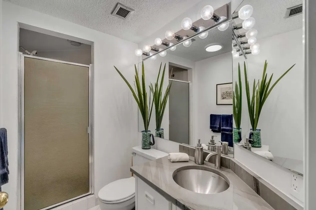1731 9a Street SW Calgary AB T2T 3E7