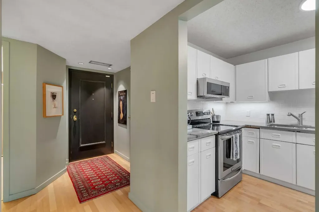 1731 9a Street SW Calgary AB T2T 3E7