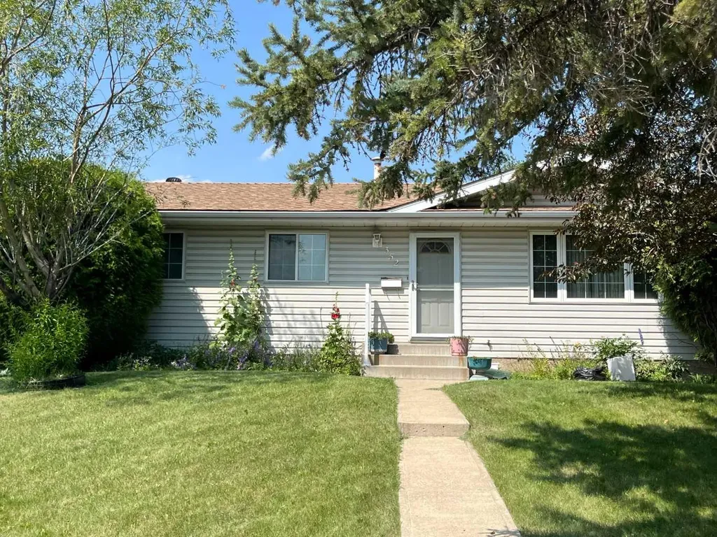 352 Malvern Close NE Calgary AB T2A4W7