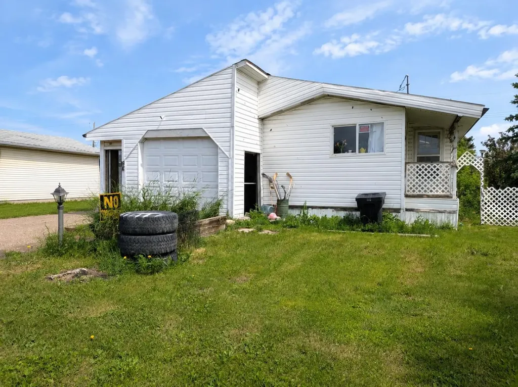 4611 48 Street Rycroft AB T0H 3A0