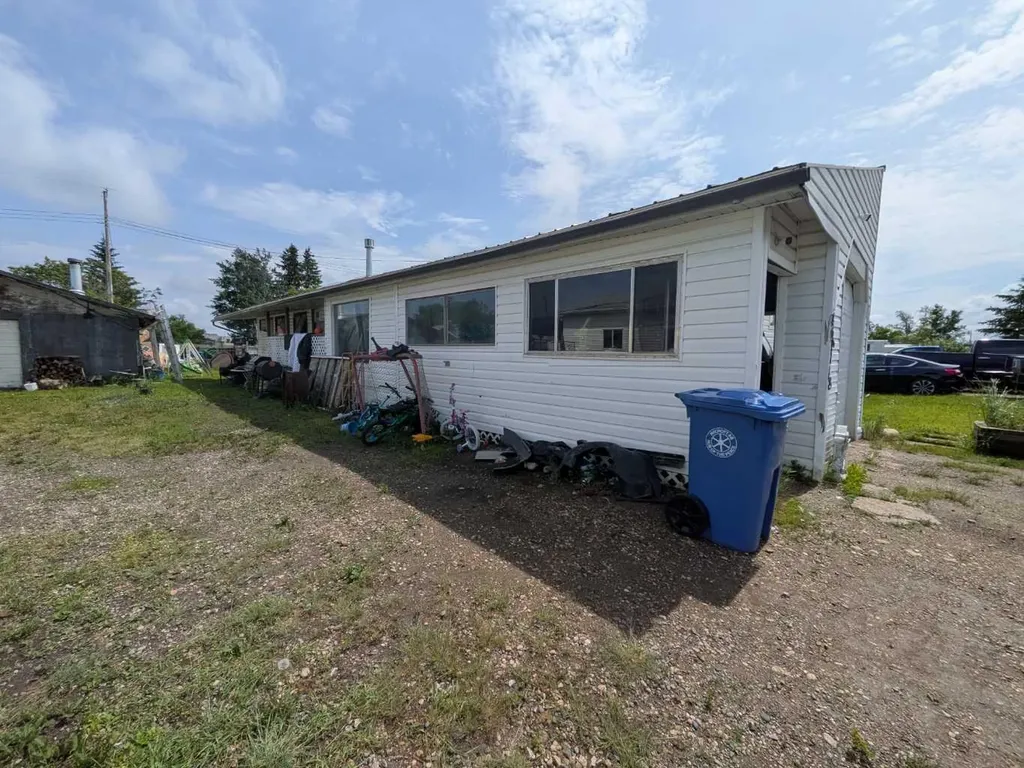4611 48 Street Rycroft AB T0H 3A0