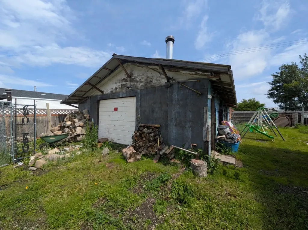 4611 48 Street Rycroft AB T0H 3A0