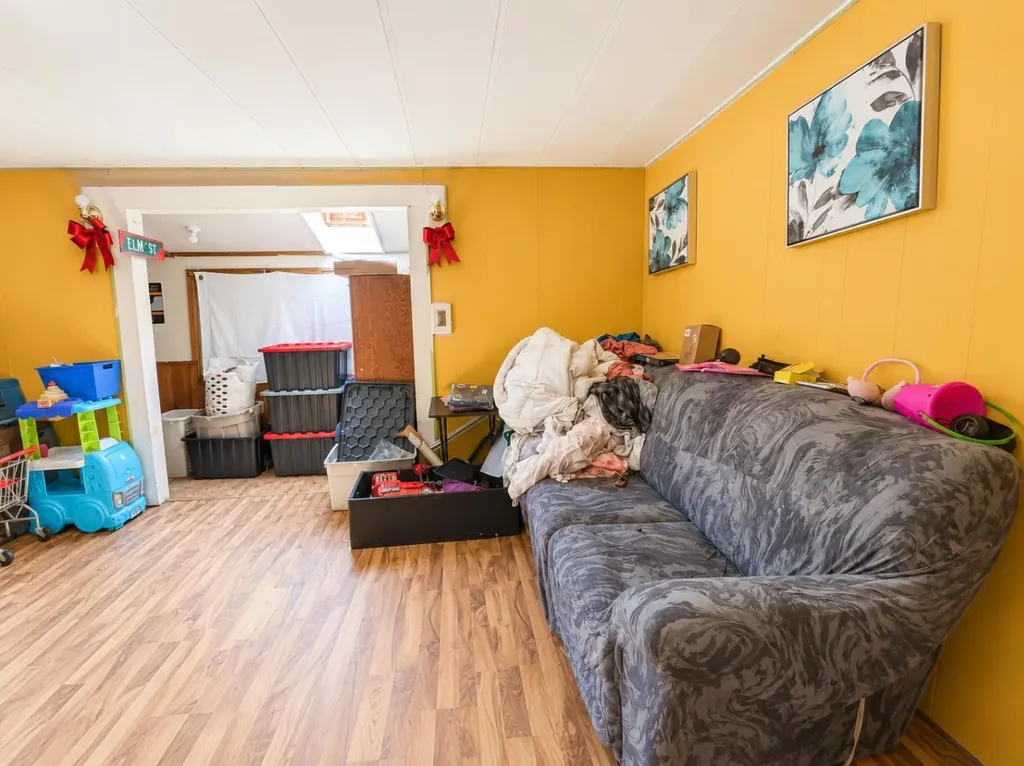 4611 48 Street Rycroft AB T0H 3A0