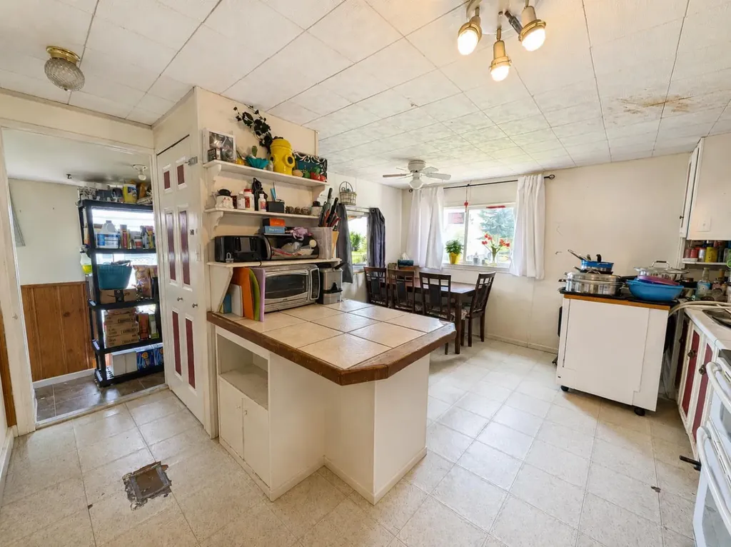 4611 48 Street Rycroft AB T0H 3A0