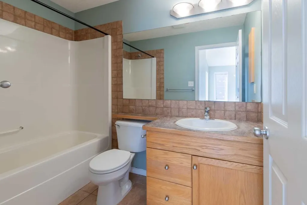 654 Blackfoot Terrace W Lethbridge AB T1K 7X6