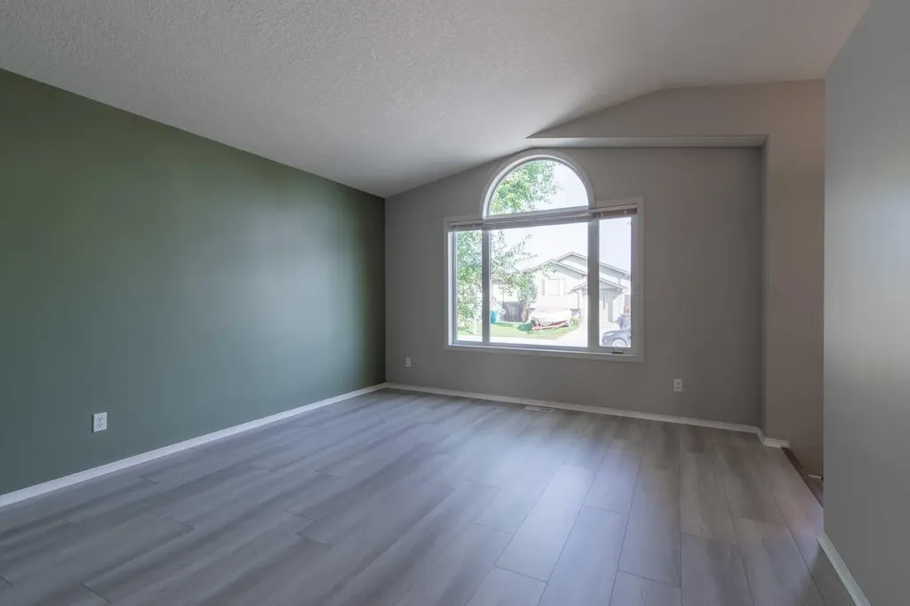 654 Blackfoot Terrace W Lethbridge AB T1K 7X6