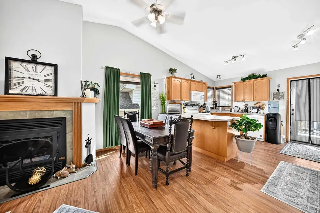 78 Drummond Avenue Red Deer AB T4R3A5
