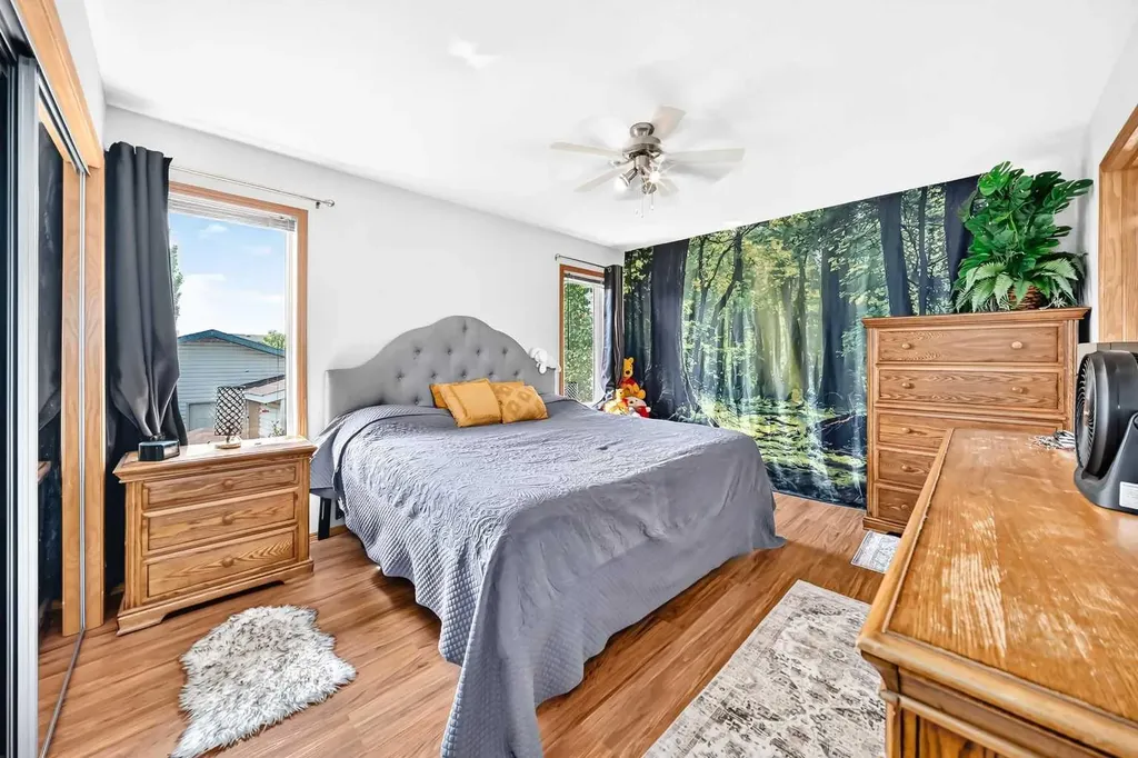 78 Drummond Avenue Red Deer AB T4R3A5