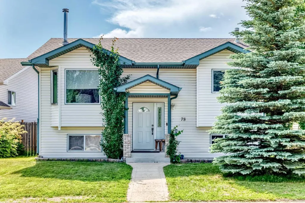 78 Drummond Avenue Red Deer AB T4R3A5