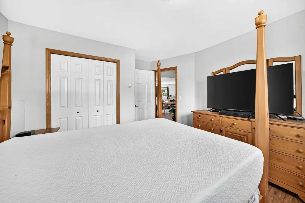 78 Drummond Avenue Red Deer AB T4R3A5