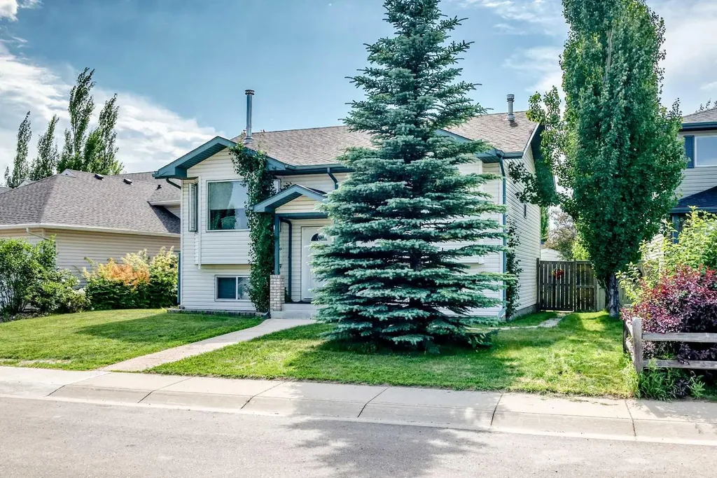 78 Drummond Avenue Red Deer AB T4R3A5