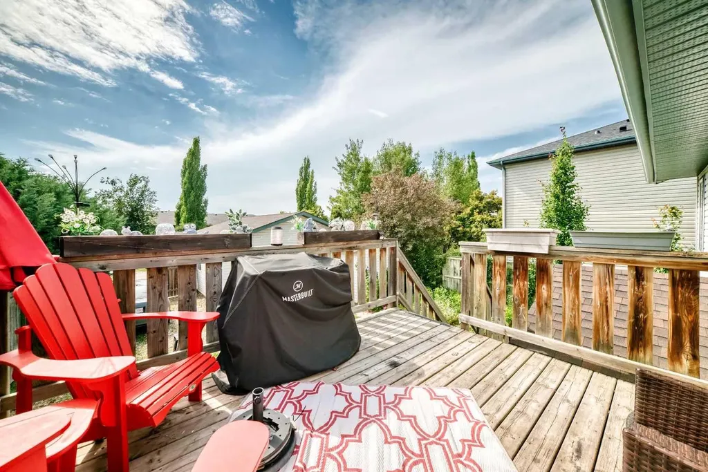 78 Drummond Avenue Red Deer AB T4R3A5