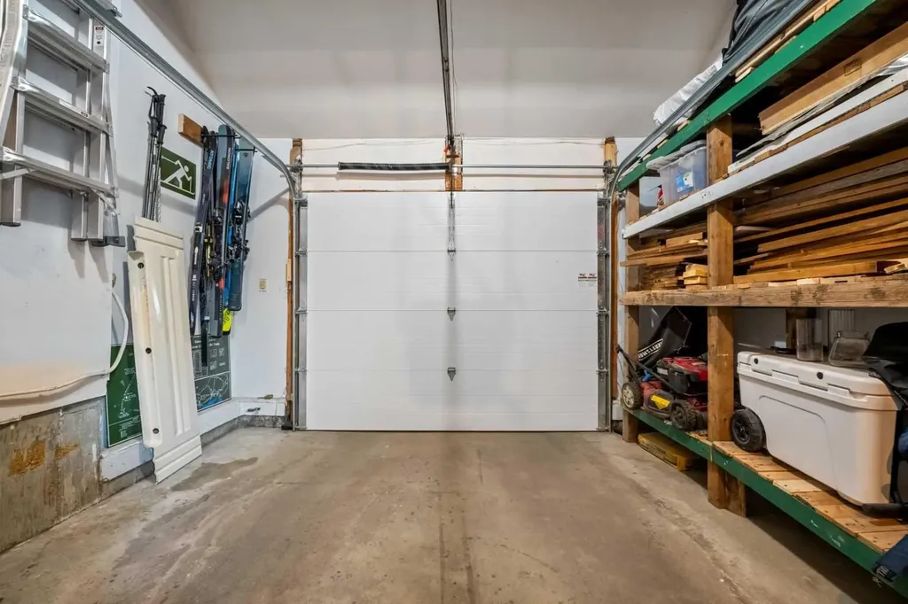 148 Woodridge Drive SW Calgary AB T2W 5M2
