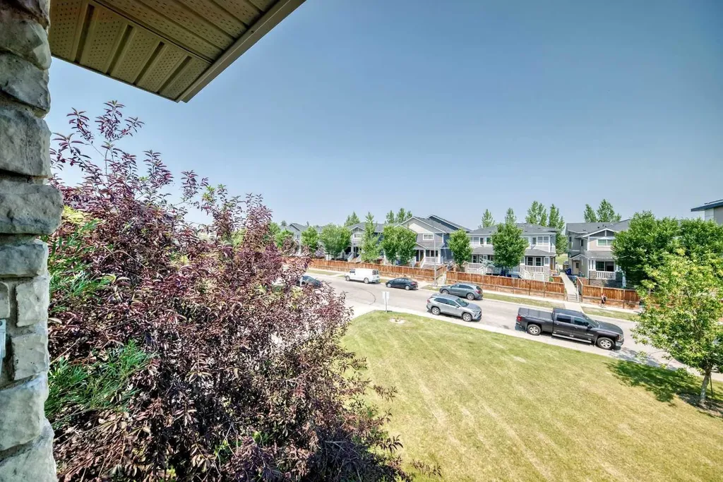 6635 25 Avenue NE Calgary AB T1Y7K9