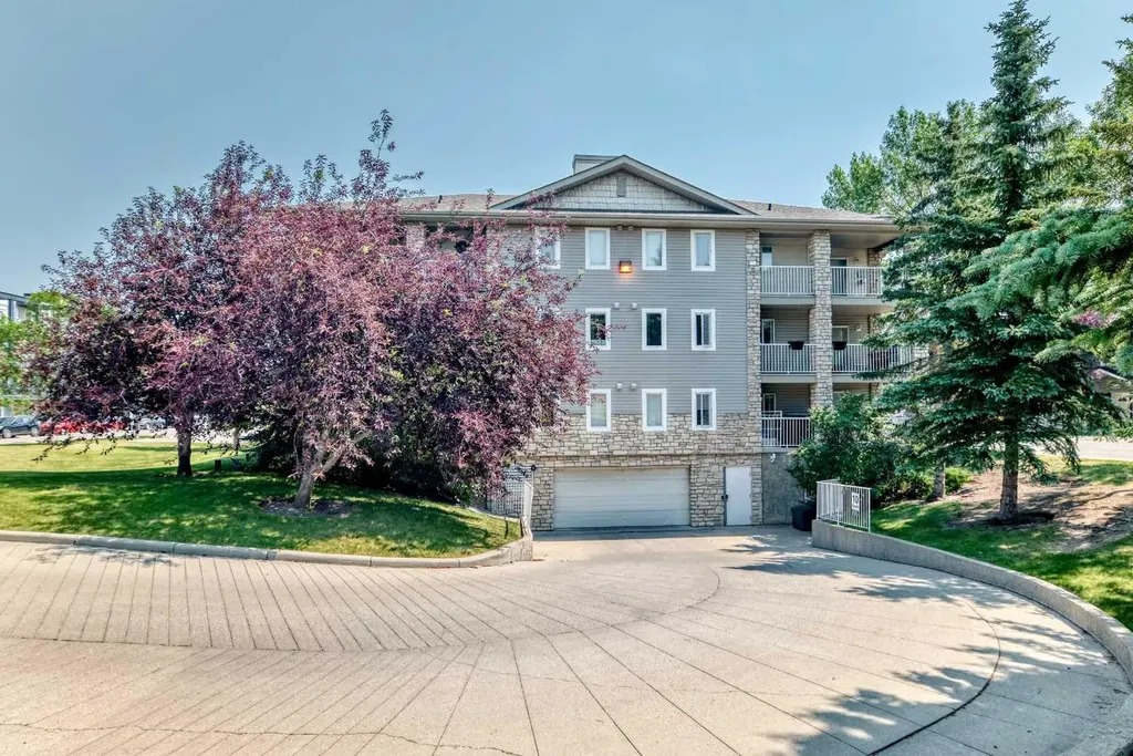 6635 25 Avenue NE Calgary AB T1Y7K9