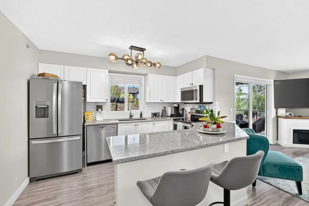 6635 25 Avenue NE Calgary AB T1Y7K9