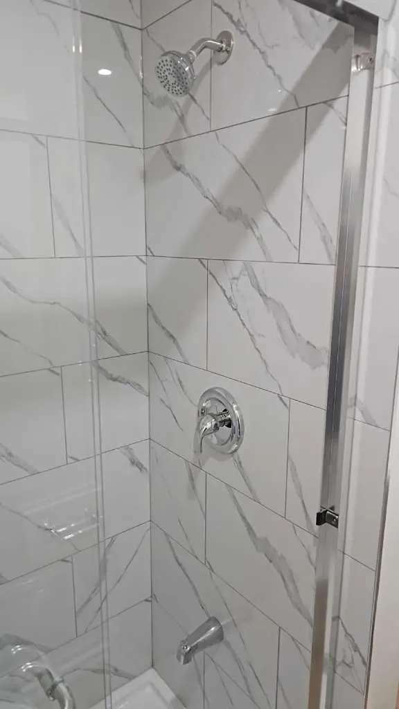 4222 40 Avenue NW Calgary AB T3A0X1