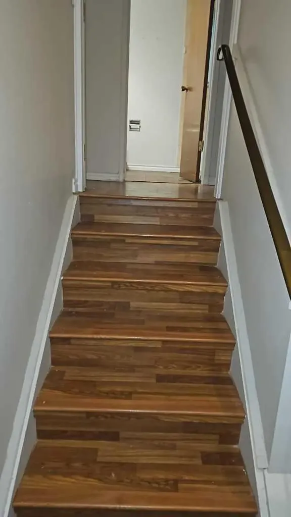 4222 40 Avenue NW Calgary AB T3A0X1
